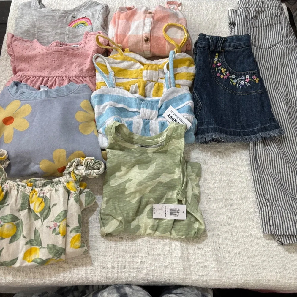 Old Navy Girls 5T XS Clothing Lot 10pc Skirt Pants Sweatshirt Tops Camo Floral